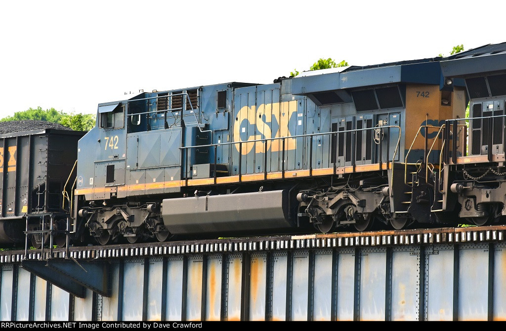 CSX 742